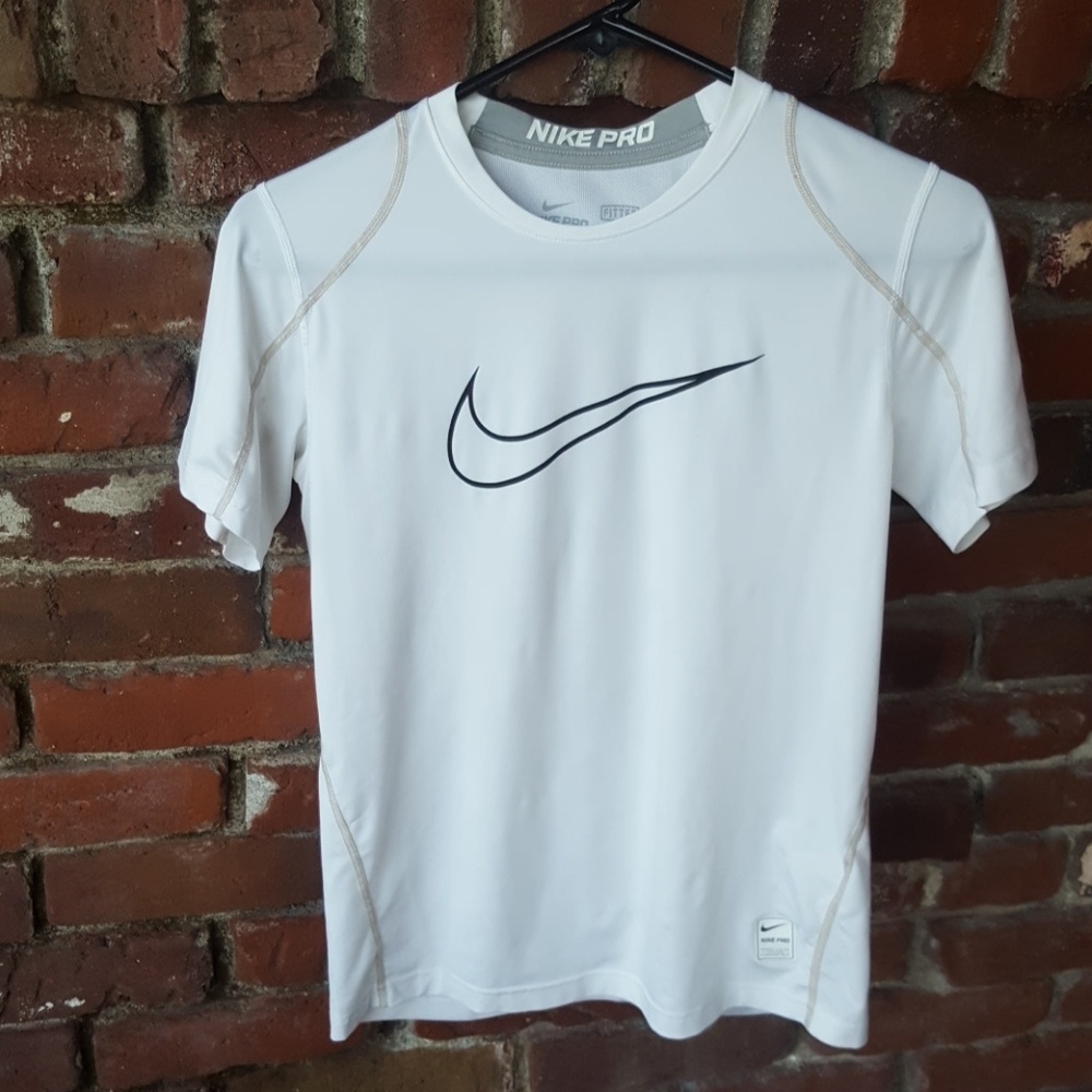 Nike Pro Dri-Fit Fitted T-shirt Size Large